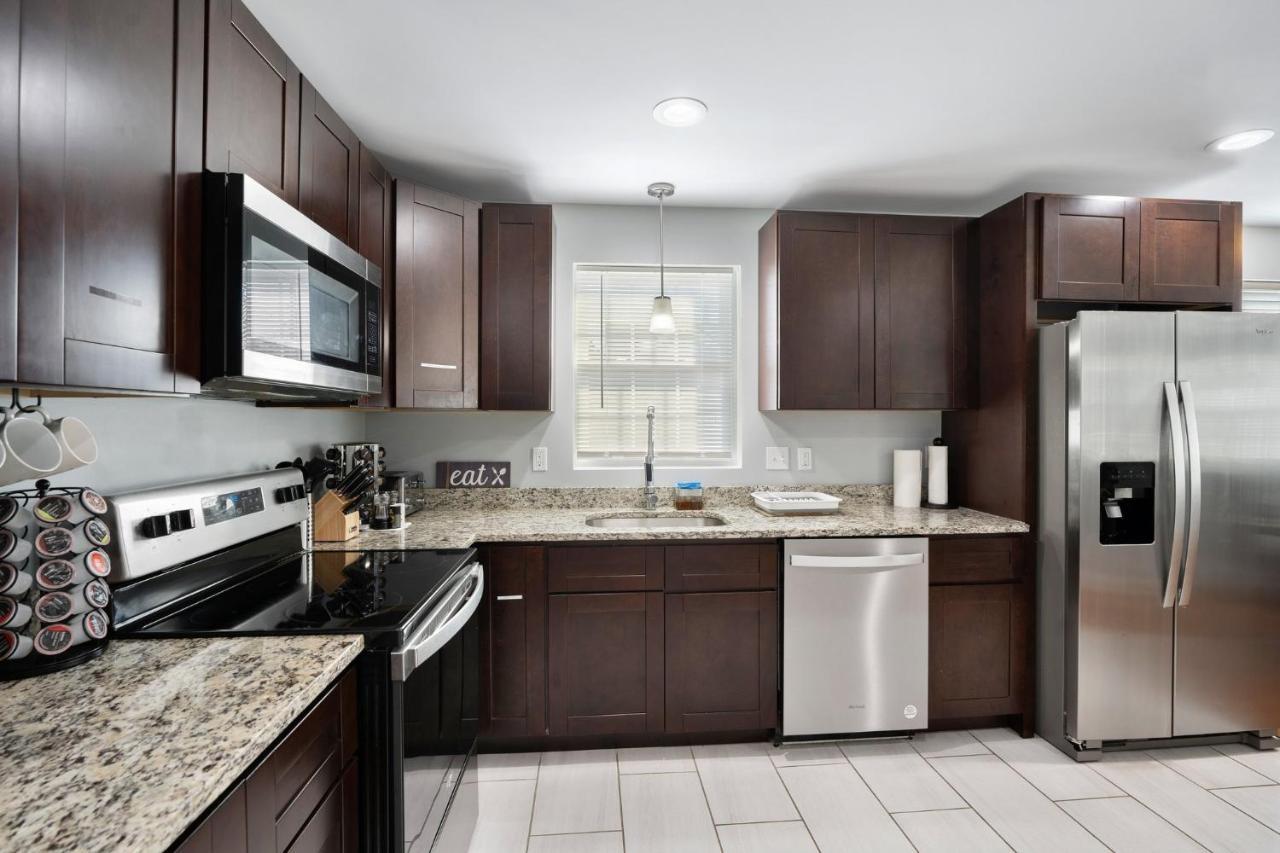 Cozy 3 Bedroom Serviced Apt Providence Bagian luar foto